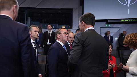 Verteidigungsminister Boris Pistorius und seine Kollegen müssen nun das größte Nato-Aufrüstungsprogramm seit Jahrzehnten umsetzen.