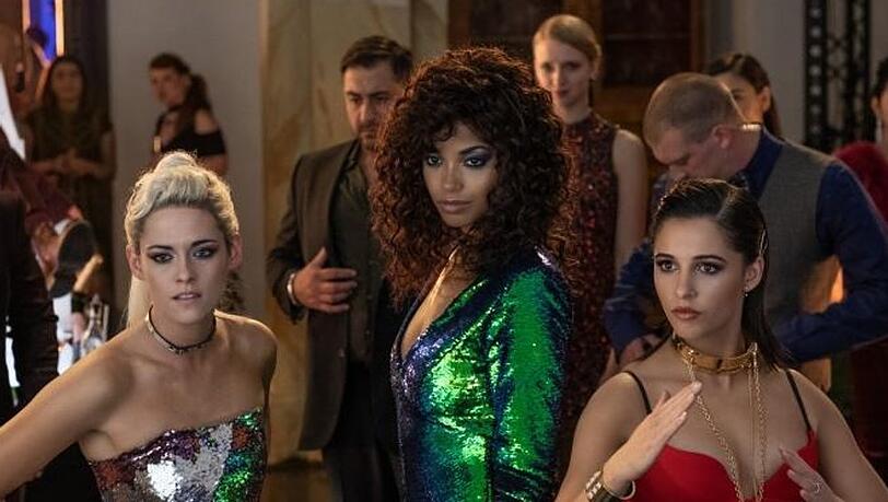 "3 Engel für Charlie": Für Sabina (Kristen Stewart, l.) Jane (Ella Balinska, M.) und Elena (Naomi Scott) ist die Party zu Ende. "3 Engel für Charlie": Für Sabina (Kristen Stewart, l.) Jane (Ella Balinska, M.) und Elena (Naomi Scott) ist die Party zu Ende.