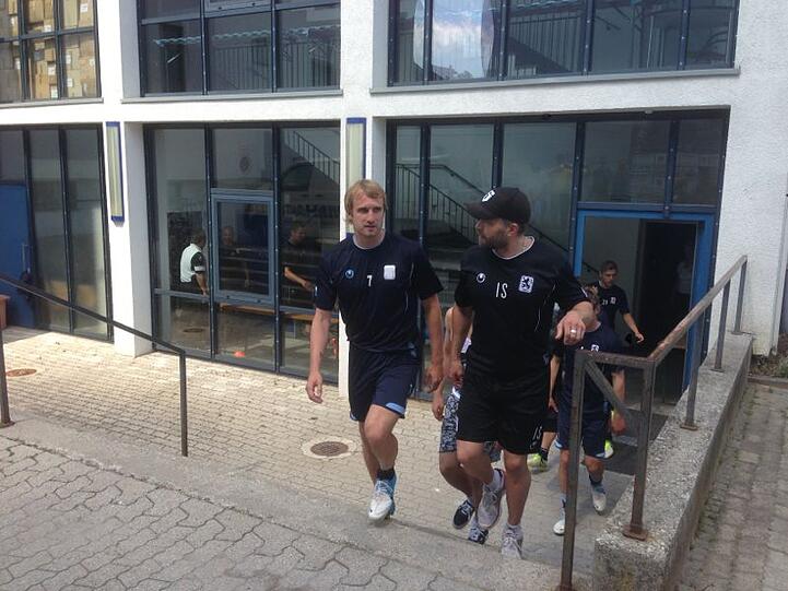 Am Samstag hieß es bei den Löwen wieder schwitzen: Als erstes Profi-Team starteten die Sechz?ger in die Saisonvorbereitung. Wir zeigen die Bilder vom Trainingsauftakt.