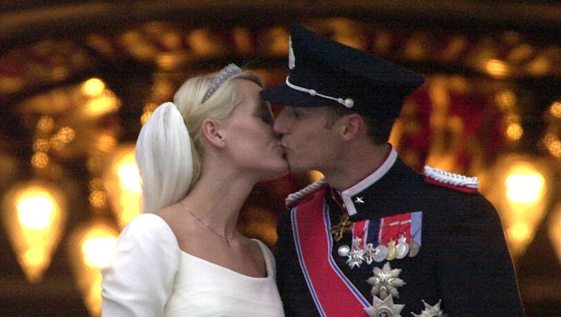 M&auml;rchenhochzeit in Norwegen: Vor 25 Jahren heirateten Kronprinz Haakon und Mette-Marit. (Archivbild)