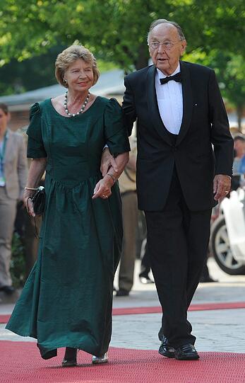 ...Barbara Genscher (mit Ehemann Hans-Dietrich)...