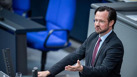 Wirft Unionsfraktionschef Spahn wegen der geplatzten Richterwahl einen Vertrauensverlust: SPD-Fraktionsgeschäftsführer Wiese.