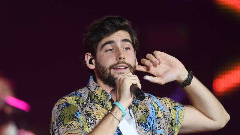 Álvaro Soler kommuniziert in vielen Sprachen. Álvaro Soler kommuniziert in vielen Sprachen.