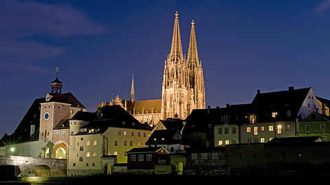 Die hochgotische Kathedrale blieb wie fast die gesamte Altstadt vom Zweiten Weltkrieg verschont.