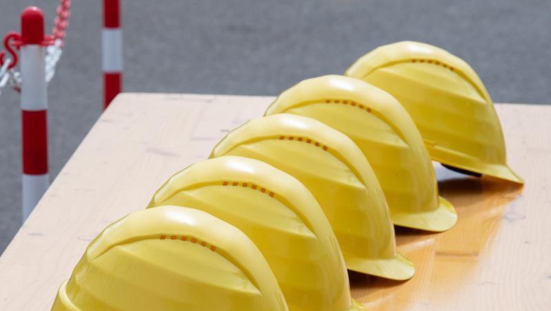 Die Zahl der Arbeitsschutz-Kontrollen in deutschen Betrieben ist weiter gesunken. Die Zahl der Arbeitsschutz-Kontrollen in deutschen Betrieben ist weiter gesunken.