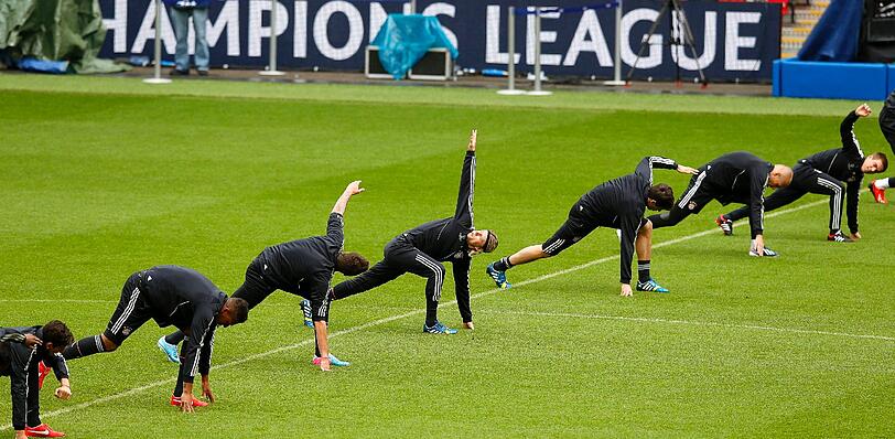 Jetzt wird?s langsam ernst: Die letzte Trainingseinheit vor dem großen Showdown im " German Endspiel". Die Bilder vom Bayern-Training im Wembley-Stadion!