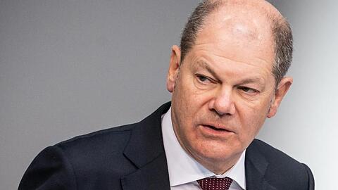 Bonuszahlungen in der Corona-Krise sollen laut Finanzminister Olaf Scholz (SPD) bis 1500 Euro steuerfrei ausgezahlt werden können.