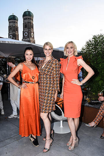 Joana  Daniciu, Natascha Gruen, Lisa Loch