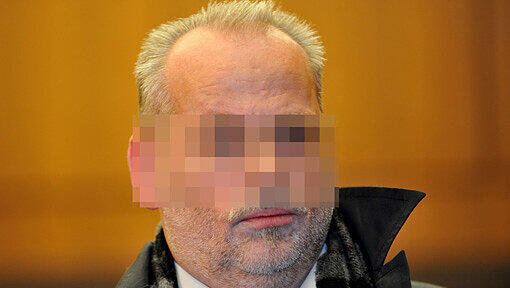 Der supendierte Rosenheimer Polizeichef vor Gericht. Der supendierte Rosenheimer Polizeichef vor Gericht.