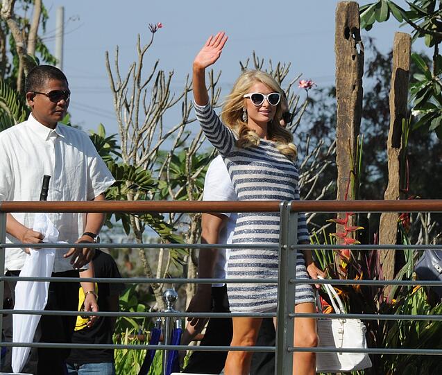 Paris Hilton bei der Party-Sause in ihrem Beach-Club