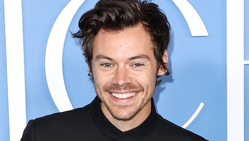 Vor Welttournee und Album-Release steht für Harry Styles die Übergabe eines Grammy-Preises an. Vor Welttournee und Album-Release steht für Harry Styles die Übergabe eines Grammy-Preises an.