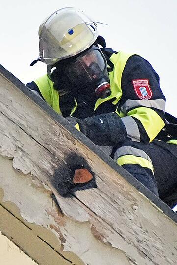Feuerwehreinsatz in Sauerlach. Die Bilder!