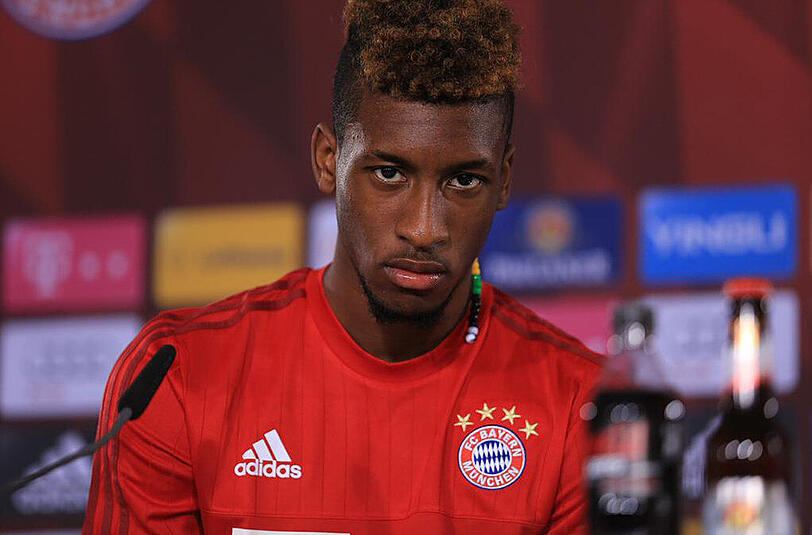 Bayern-Neuzugang Kingsley Coman während der Pressekonferenz.