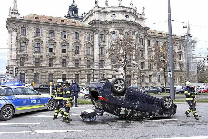 Bilder vom Unfall am Stachus.