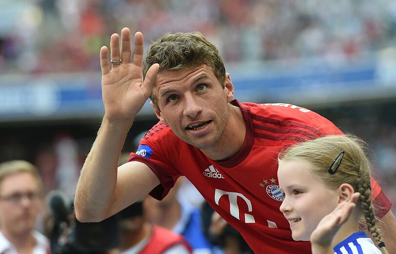 Die Bilder von der Teampresentation und dem anschließenden Showtraining des neuen FC Bayern-Kaders.