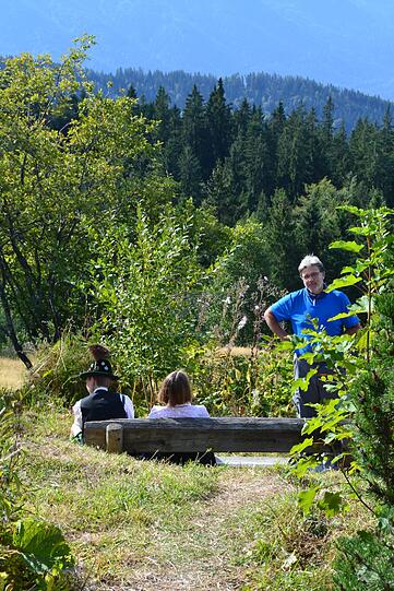 Die Leser freuten sich bei der zweiten AZ-Wanderung über das sonnige Wetter.