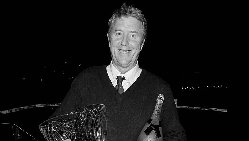 Der Reporter Mike Dickson ist mit 59 Jahren überraschend verstorben.