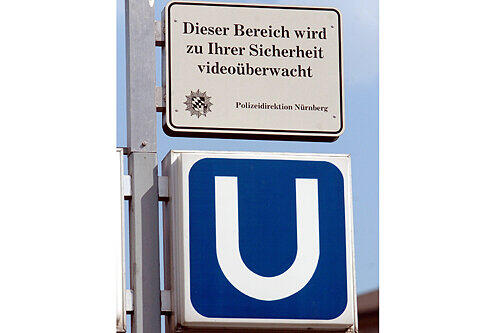 Das Schild suggeriert schnelles Eingreifen, dem ist nicht so.