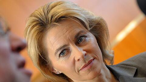 Bundesarbeitsministerin Ursula von der Leyen (CDU)