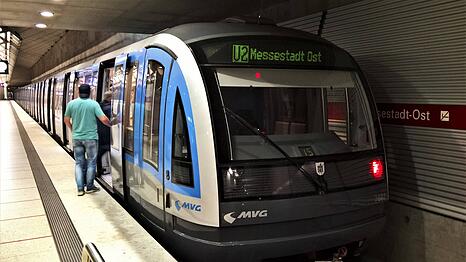 Die U2 fährt vom Hauptbahnhof Richtung Messestadt Ost ab. Ab Juni gibt es auf dieser Strecke und auf der U8 wegen Bauarbeiten Ausfälle an zehn Wochenenden bis in den September hinein.