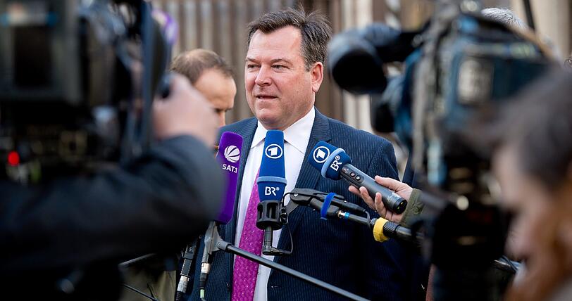 Keine Angst vor Kameras: Josef Schmid wünscht sich vor der Stichwahl ein TV-Duell.