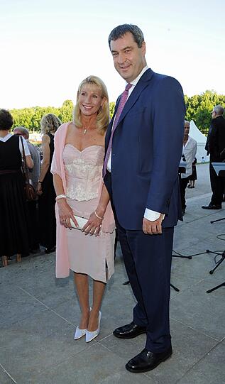 Finanzminister Markus Söder mit seiner Frau Karin