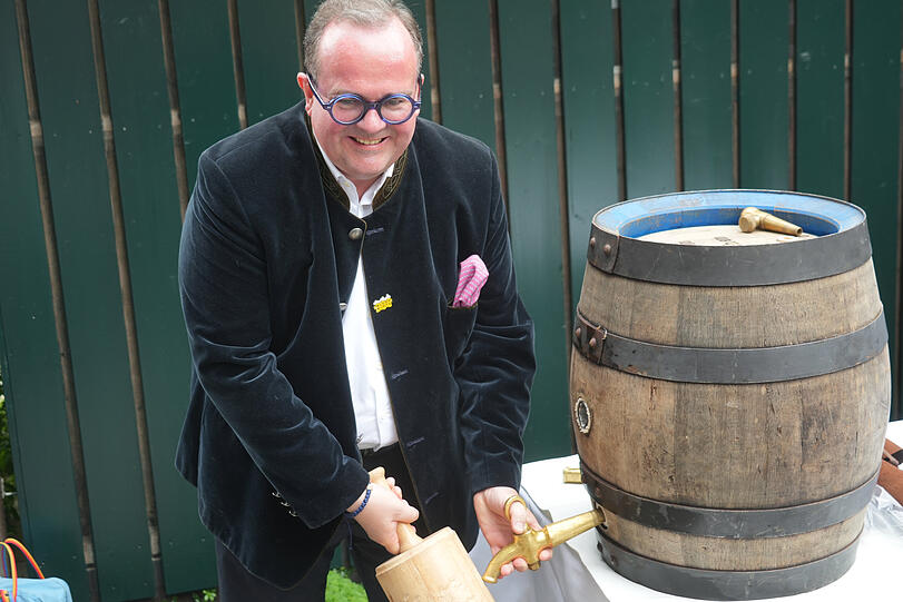 Clemens Baumgärtner bei der Krug-Vorstellung der Wiesn-Wirte.