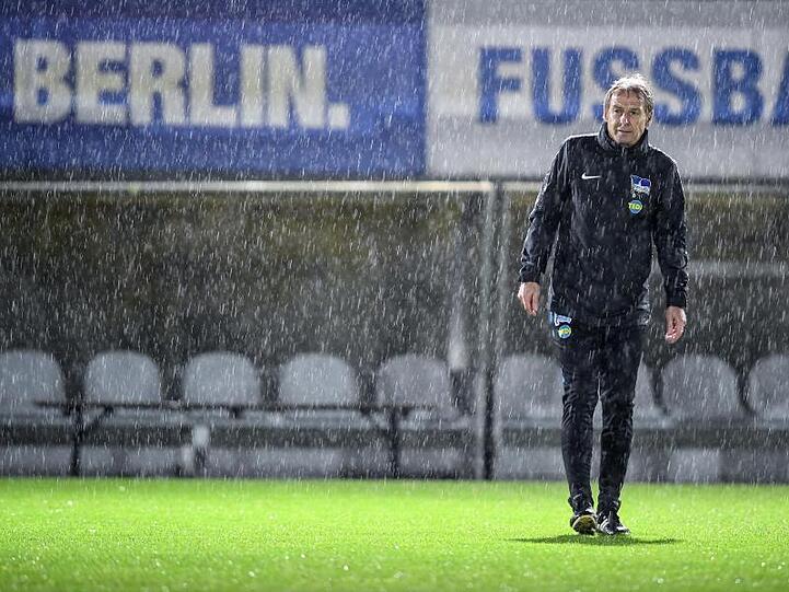 Absolvierte sein erstes Training mit Hertha BSC im Regen: Jürgen Klinsmann.