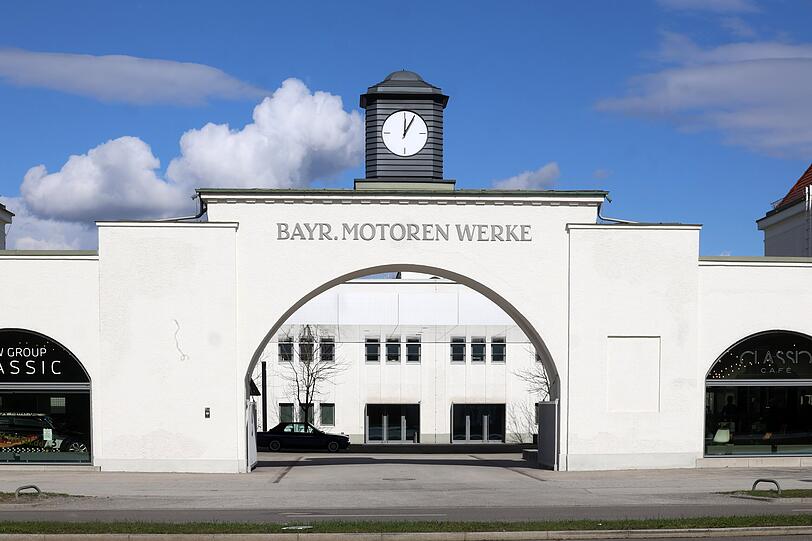 Ein Schmuckstück aus den Jahren 1917/18: Hier, am Standort der ehemaligen Rapp-Motorenwerke, ist die Keimzelle der Bayerischen Motorenwerke an der Moosacher Straße.