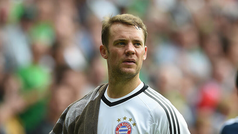 Wie schlimm ist sein Fuß beschädigt? Manuel Neuer.