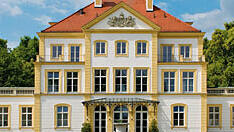 Zimmer reserviert: Das Schloss Fürstenried. Zimmer reserviert: Das Schloss Fürstenried.