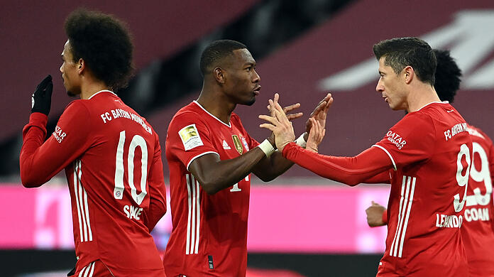 Der FC Bayern schlägt Borussia Dortmund mit 4:2.