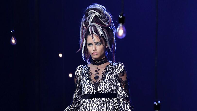 Adriana Lima. Adriana Lima.