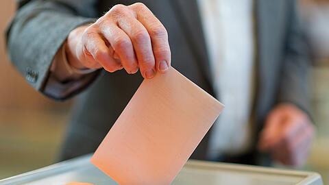 Seit acht Uhr sind die Wahllokale im Saarland geöffnet.