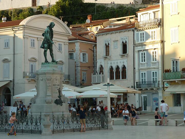 Der Tartini-Platz in Piran.
