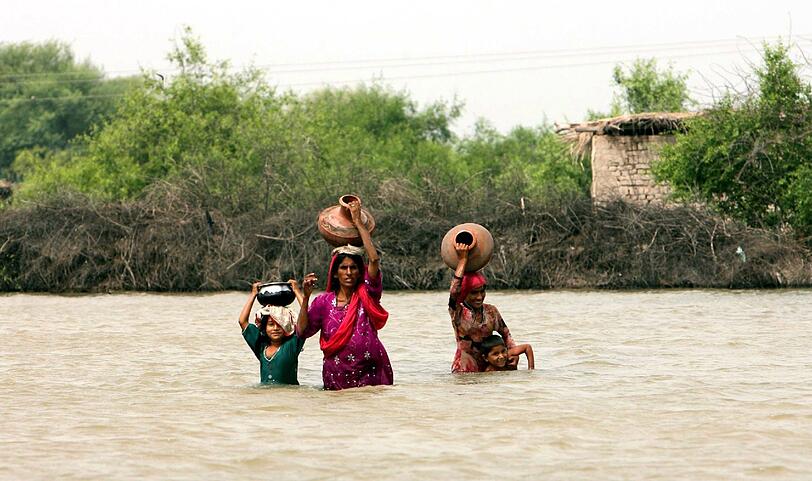Nach der Flutkatastrophe spitzt sich die Lage in Pakistan zu: Die Bilder