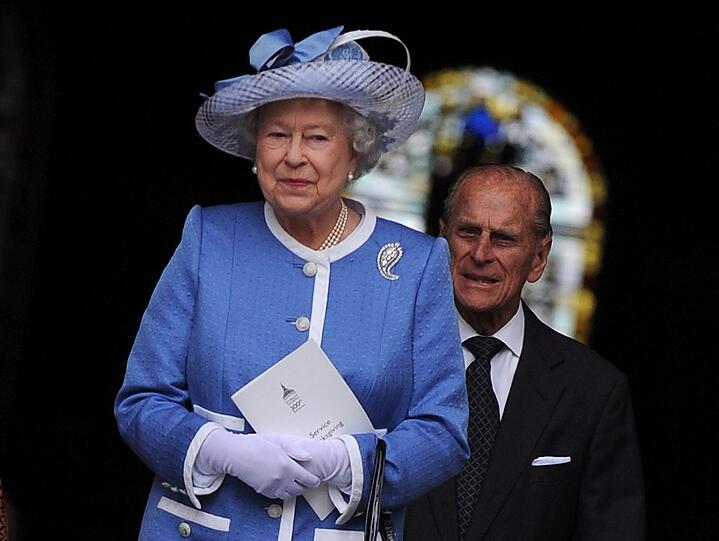 Queen Elizabeth II. wird am 21. April 92 Jahre alt und ist bekannt für ihren bunten Look.