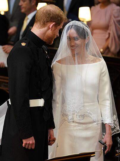 Das Brautkleid von Meghan Markle war mit 53 Blüten bestickt