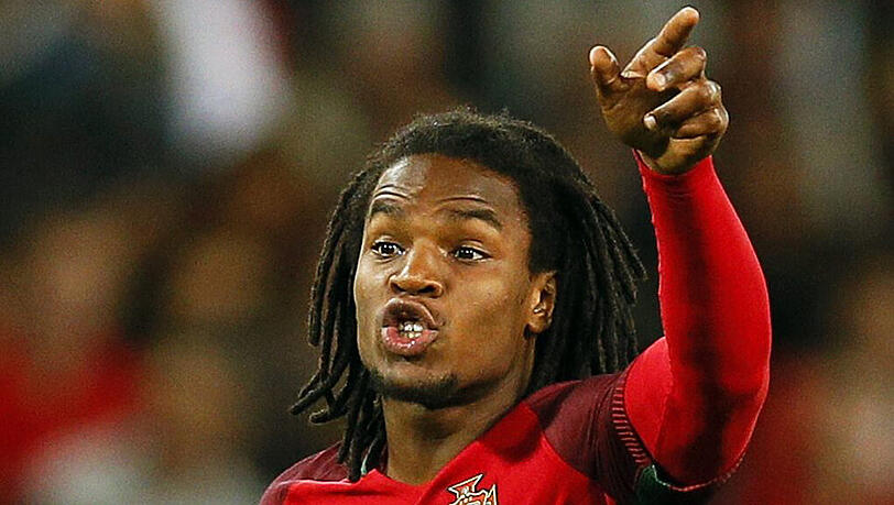 Bayern-Trainer Carlo Ancelotti lobt den portugiesischen Neuzugang Renato Sanches. Bayern-Trainer Carlo Ancelotti lobt den portugiesischen Neuzugang Renato Sanches.