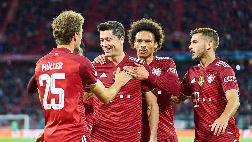Thomas Müller (l.), Robert Lewandowski und Leroy Sané verdienten sich in diesem Jahr Bestnoten.