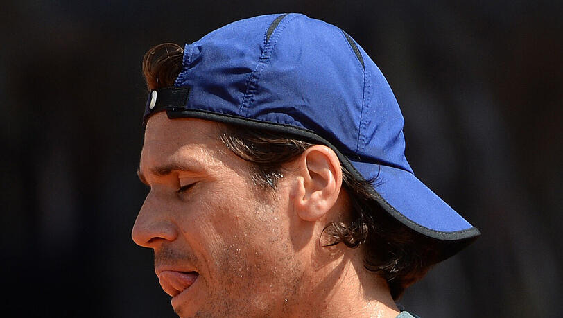 Tommy Haas ist im Viertelfinale des ATP-Turniers in Stuttgart überraschend mit 2:6 und 4:6 gegen Fabio Fognini ausgeschieden. Tommy Haas ist im Viertelfinale des ATP-Turniers in Stuttgart überraschend mit 2:6 und 4:6 gegen Fabio Fognini ausgeschieden.