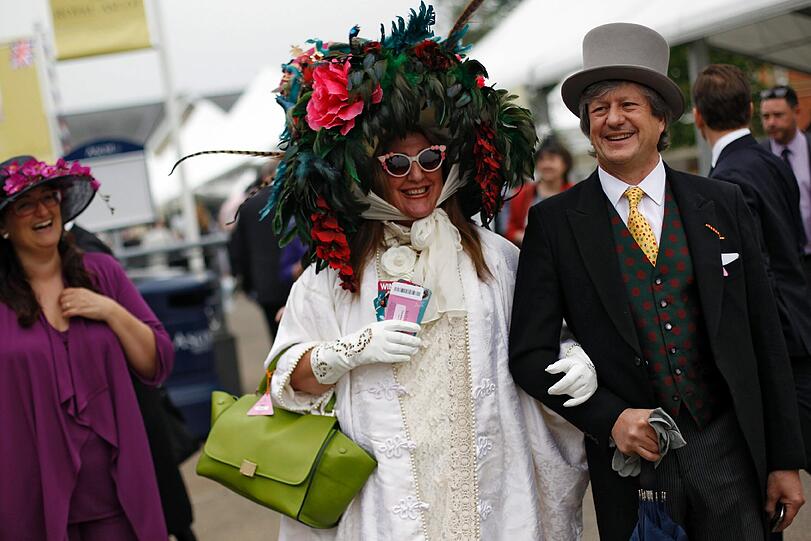 Royal Ascot - die schrägste Hut-Parade der Welt!