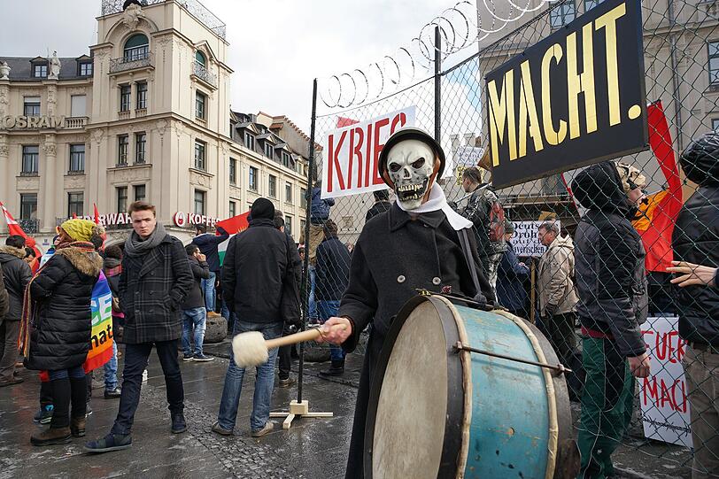 Die Bilder zur Demonstration gegen die Sicherheitskonferenz in München...