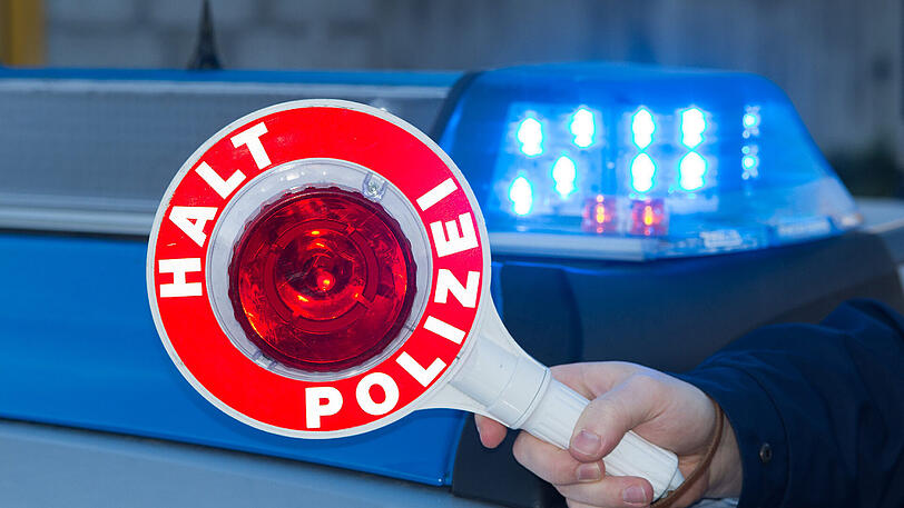 Bei einer Kontrolle entdeckte die Polizei in einem Fahrzeug Marihuana.