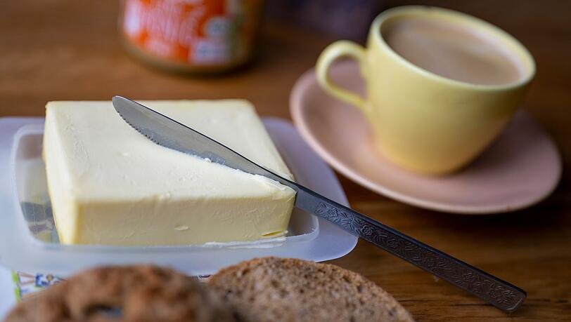Im Sommer ist Vorsicht geboten: Da kann Butter sehr schnell schlecht werden (Symbolbild). Im Sommer ist Vorsicht geboten: Da kann Butter sehr schnell schlecht werden (Symbolbild).