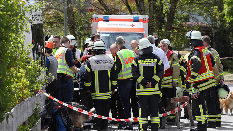 Das Haus ist völlig zusammengebrochen - Szenen vom Unglücksort in Rettenbach.