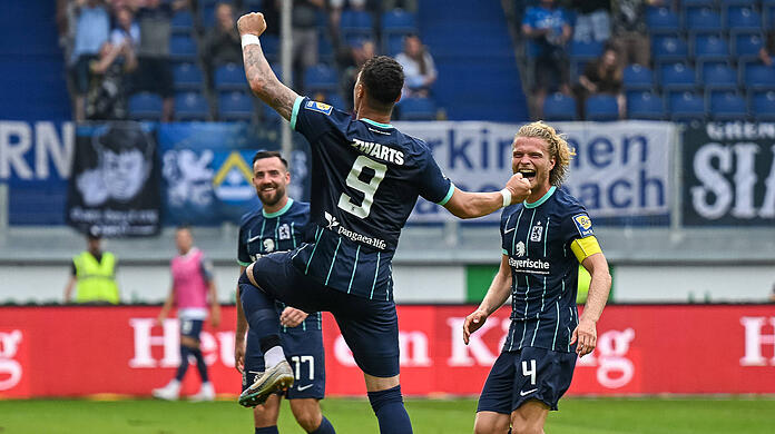 Joel Zwarts erzielt einen Doppelpack in seinem ersten Spiel für die Löwen.