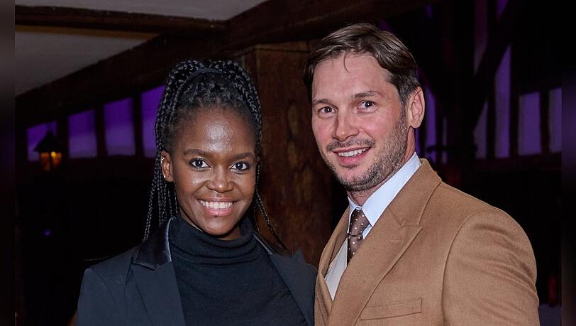 Oti Mabuse und Marius Iepure sind seit 2014 verheiratet. Oti Mabuse und Marius Iepure sind seit 2014 verheiratet.