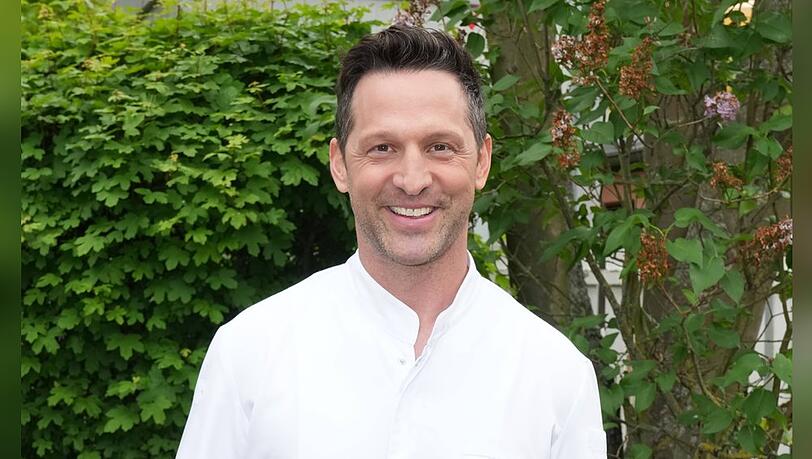 Alexander Kumptner wird erstmals Vater.