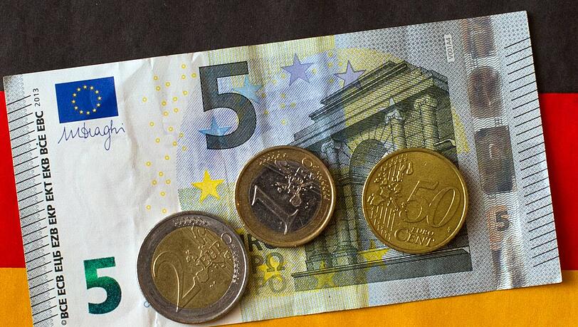 8,50 Euro pro Stunde: Dieser Mindestlohn soll kommen. Bei den Details hakt es aber noch. 8,50 Euro pro Stunde: Dieser Mindestlohn soll kommen. Bei den Details hakt es aber noch.